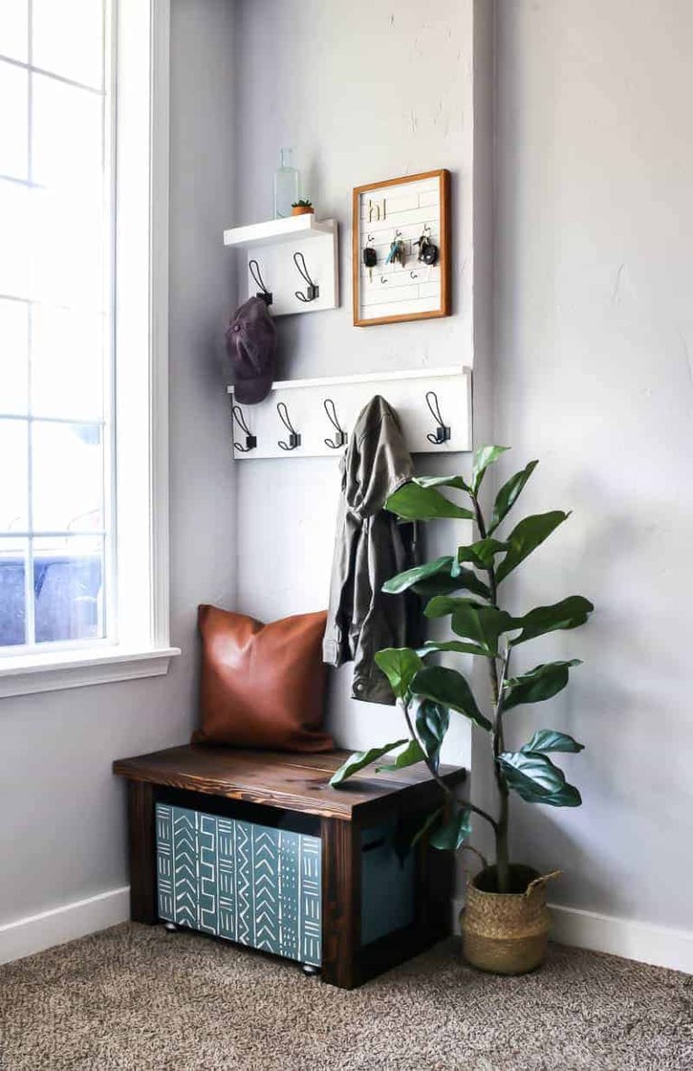 Modern Farmhouse Entryway Decor Reveal